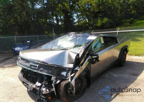 2025 Tesla Cybertruck All-Wheel Drive z USA, uszkodzony, nr VIN 7G2CEHED2SA076813